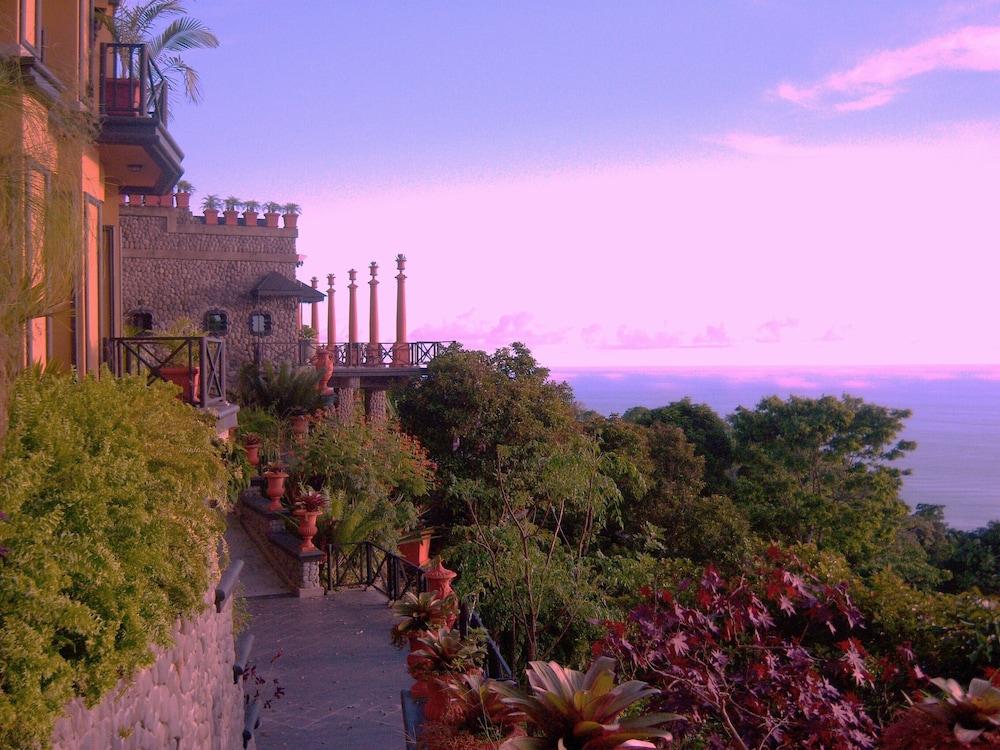 Zephyr Palace Luxury Hotel Jacó Exterior foto